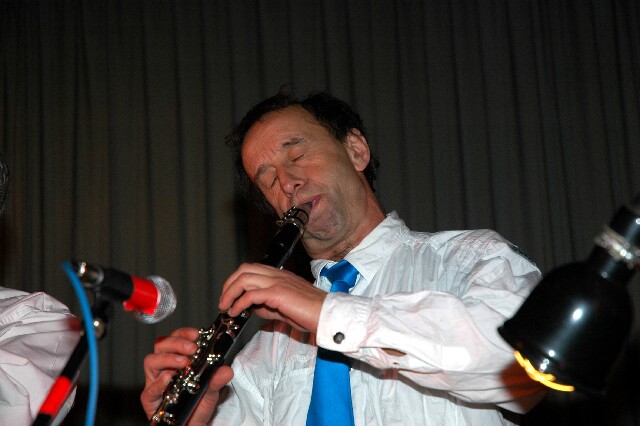 min 2008 11 08 fous swing 282